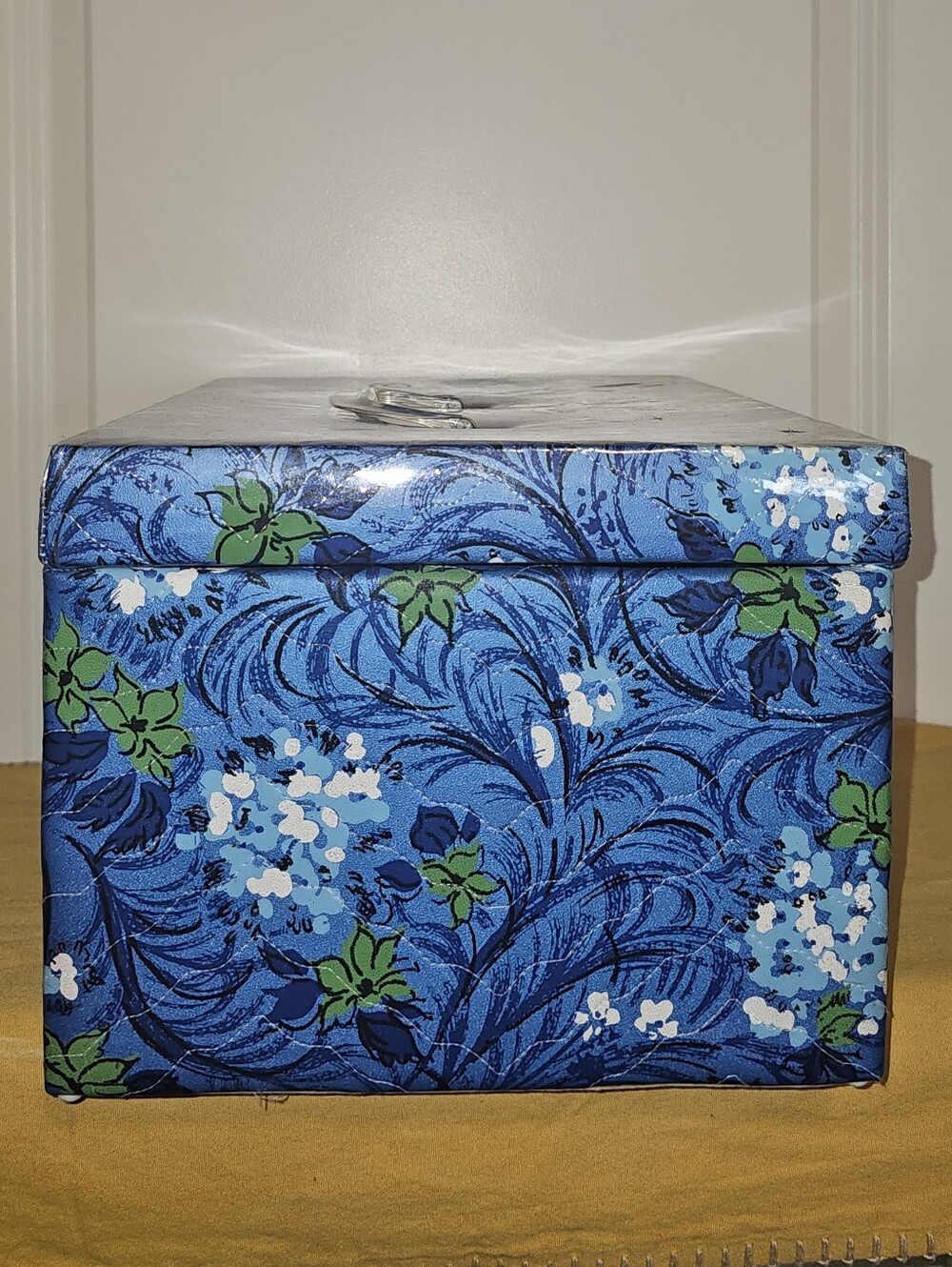 MID CENTURY Sewing Box - Picture 7 of 16